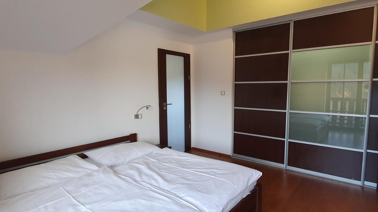 Apartmany Eddy ロキトニツェ・ナト・イゼロウ エクステリア 写真