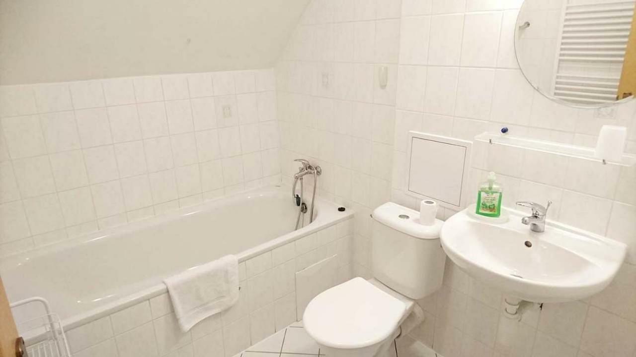 Apartmany Eddy ロキトニツェ・ナト・イゼロウ エクステリア 写真